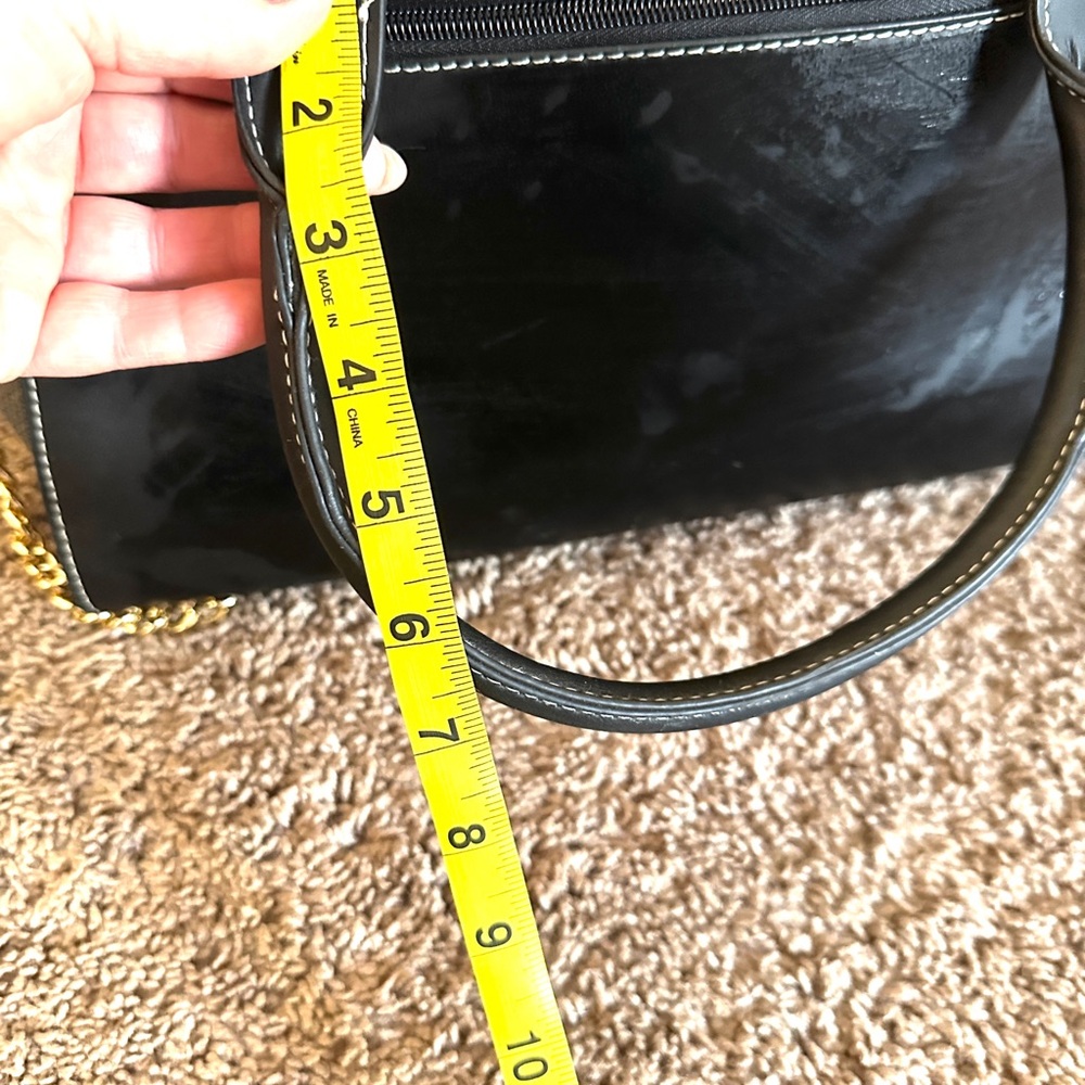 Elegant Black and gold pet carrier - Picture 6 of 11